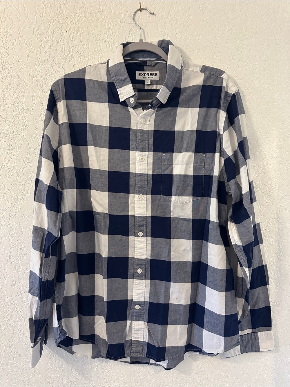 Express Men’s Navy and White Check Button-Down Shirt